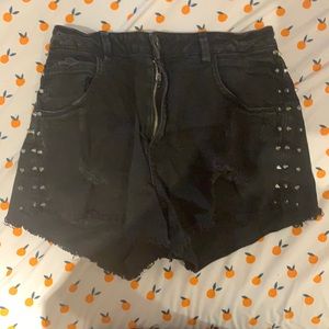 Pull&Bear Black Denim Spiked Shorts